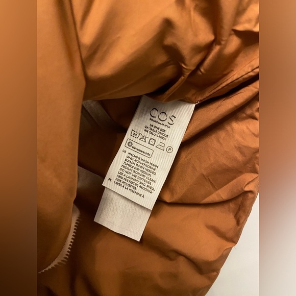 COS Buckled-side padded hood gilet NWOT - Picture 10 of 11